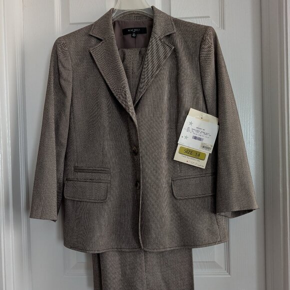 Brown Herringbone Nine West Suit - Picture 1 of 9